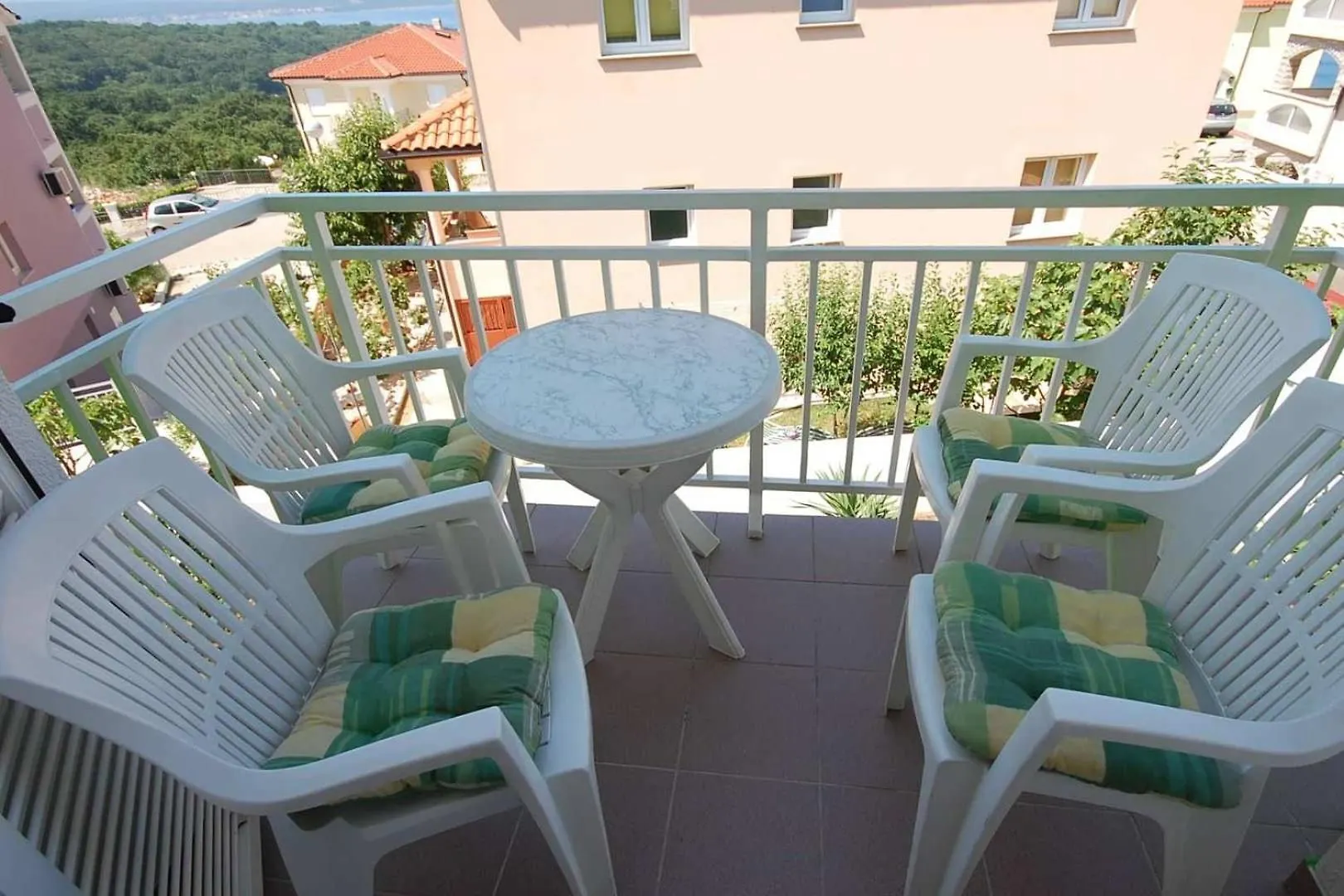 Apartments With A Parking Space Njivice, Krk - 21773
