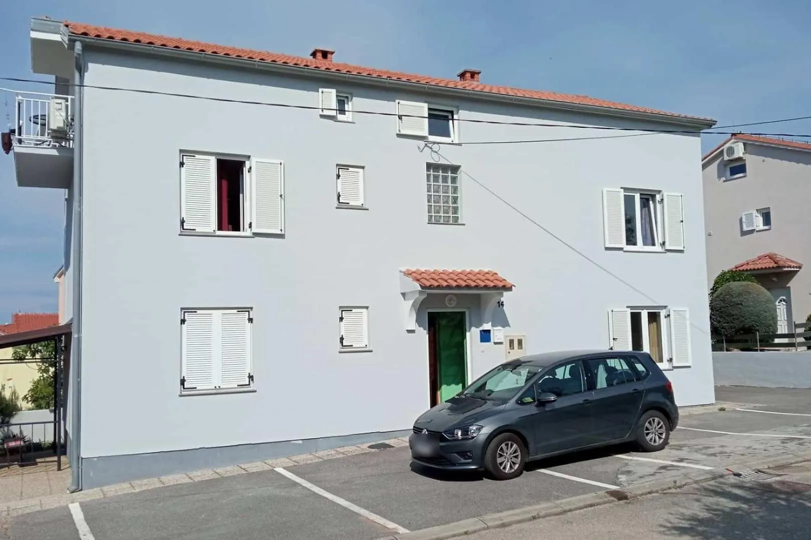Apartments With A Parking Space Njivice, Krk - 21773 Croatia
